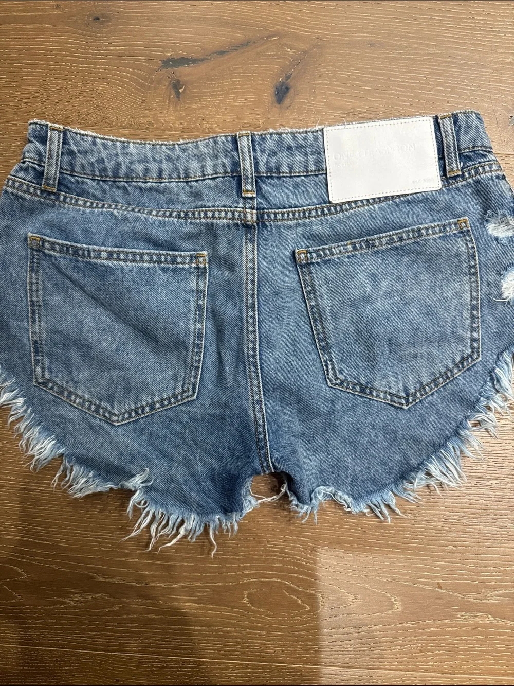 One Teaspoon Bonitas  Distressed Denim Cutoff Shorts Size 26